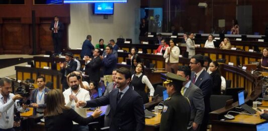 Educación financiera constará en programas académicos de Ecuador tras aprobación de ley | Política | Noticias