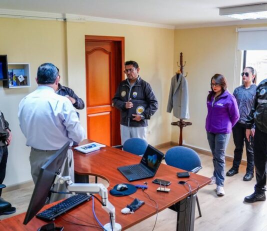 En los allanamientos a las instalaciones de CNEL en Guayaquil y Cuenca estuvieron cinco altos funcionarios del Gobierno de Daniel Noboa | Política | Noticias