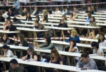 El Gobierno se enfrenta al rechazo sindical a la oferta de empleo público en la Administración General del Estado | Economía