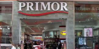 Hombres y turistas impulsan las ventas del sector de la belleza en España hasta rondar los 12.000 millones de euros | Economía