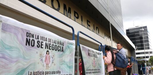 Audiencia de juicio contra Santiago Díaz por presunta violación se desarrolla en el Complejo Judicial Norte de Quito | Política | Noticias