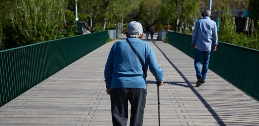 La Seguridad Social modera el impacto del gasto en pensiones al 14% del PIB hasta 2050 tras la alarma por su elevado coste | Economía