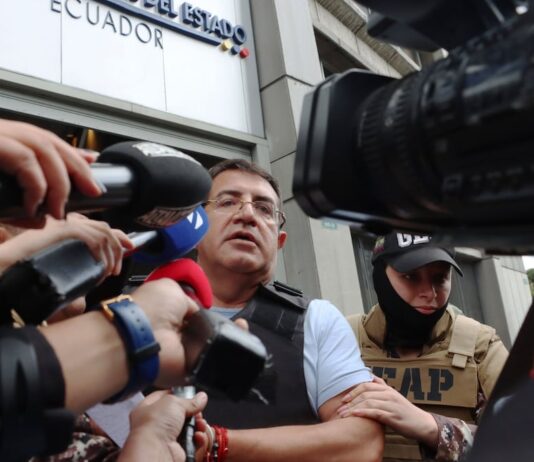 Una pena máxima con agravantes es lo que buscarán los acusadores de Santiago Díaz por la violación de una menor; defensas aseguran que en este caso no caben beneficios | Política | Noticias