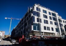 La guerra de Trump en Irán activa a los promotores a subir aún más los precios de la vivienda nueva | Empresas