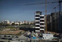 Ayudas de 300 euros para alquilar y de 30.000 para reformar casas vacías: las claves del nuevo plan estatal de vivienda | Vivienda | Economía