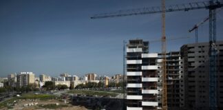 Ayudas de 300 euros para alquilar y de 30.000 para reformar casas vacías: las claves del nuevo plan estatal de vivienda | Vivienda | Economía