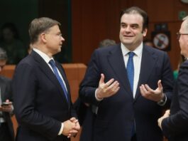 La deuda pública en la zona euro crece al 87,4% por la presión del gasto en defensa y el coste de los intereses | Economía