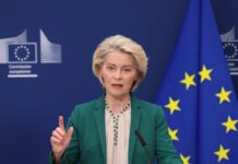 Bruselas plantea un día de teletrabajo obligatorio y abaratar el transporte público para paliar la crisis energética | Economía