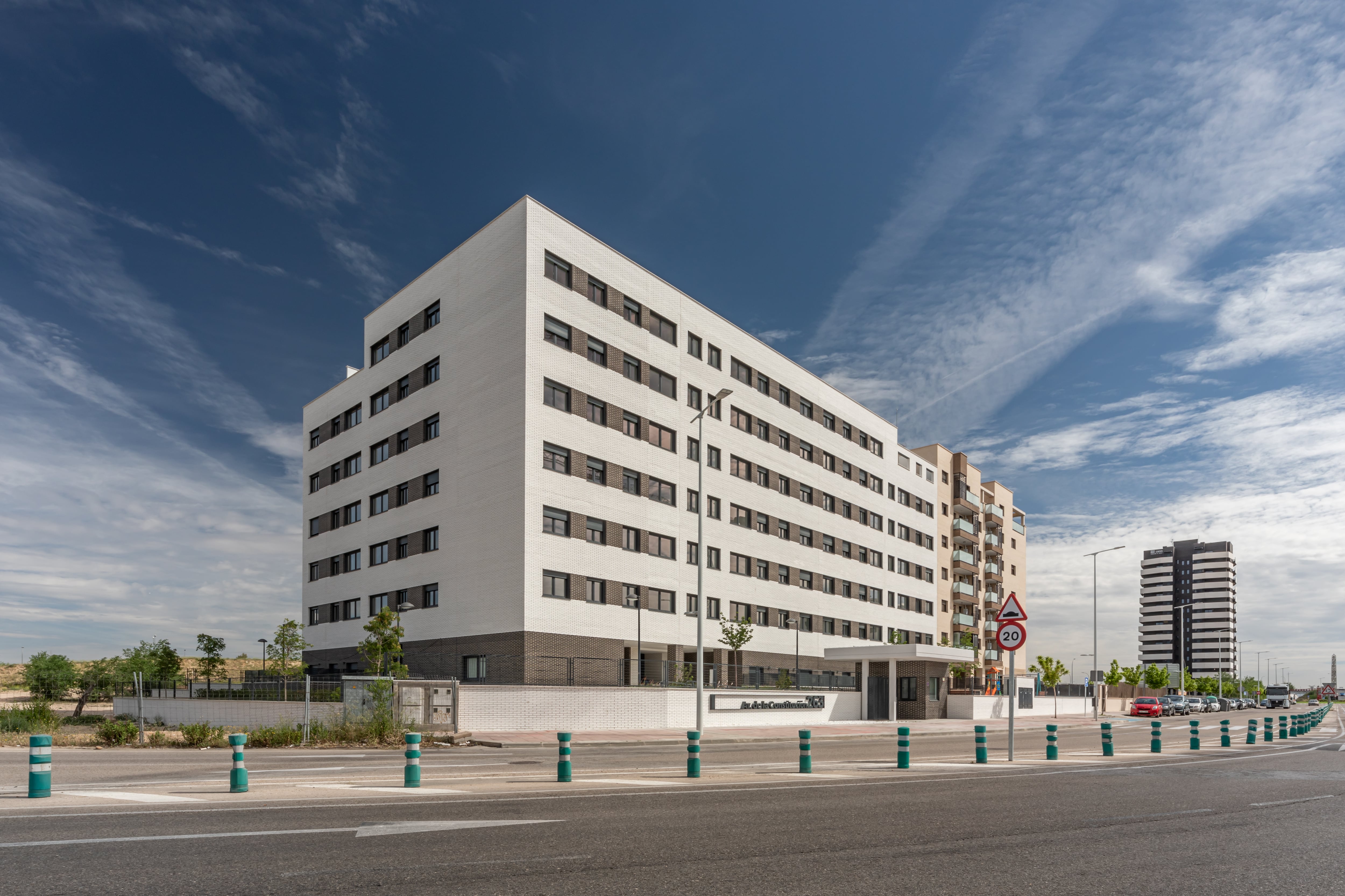 Edificio de viviendas de alquiler de Greystar y Vía Célere en Torrejón de Ardoz (Madrid), en una imagen cedida.