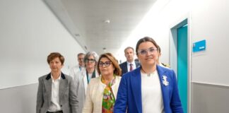 María José Pinto cumple agenda en España con visitas a centros de salud | Política | Noticias