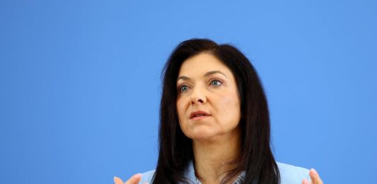 El Gobierno alemán reduce a la mitad su previsión de crecimiento para este año por la guerra en Irán | Economía