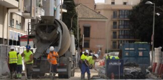 La afiliación de extranjeros a la Seguridad Social alcanza un nuevo récord con 3,15 millones de empleos, a las puertas de la regularización | Economía