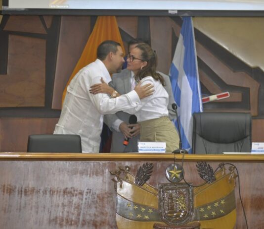 Rafael Correa anuncia expulsión de autoridades elegidas por la RC que votaron por Carlos Encalada como viceprefecto del Guayas | Política | Noticias