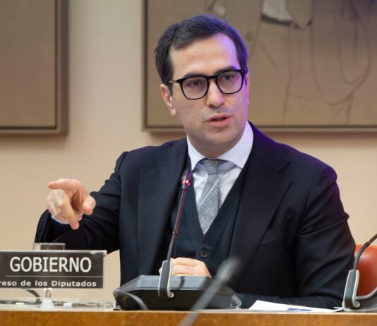 Las empresas españolas ya han recibido 5.550 millones para aliviar los aranceles de Trump pero apenas piden avales del ICO | Economía