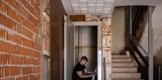 No te estrelles con el ascensor: las ayudas para la rehabilitación de viviendas se declaran en el IRPF | Mis Derechos | Economía