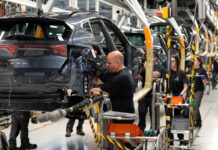 Automoción en crisis silenciosa: reestructuración más allá del vehículo eléctrico | Opinión