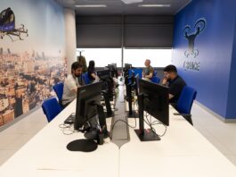 Telefónica lanza el primer servicio comercial de drones con pilotaje remoto | Empresas