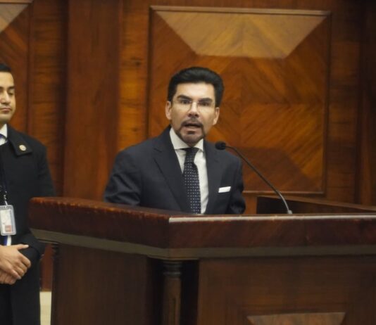 Fiscalía reporta incidente armado cerca del fiscal Leonardo Alarcón en Quito, funcionario está fuera de peligro | Política | Noticias