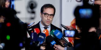 Cuerpo anuncia una revisión de las previsiones económicas para actualizar a Bruselas el cumplimiento del Plan Fiscal | Economía