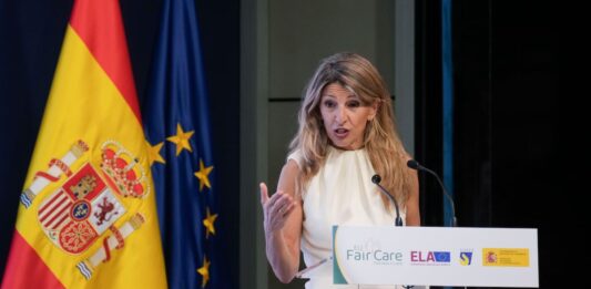 Díaz llevará al Consejo de Ministros del martes la norma para reforzar la prevención de riesgos laborales | Economía