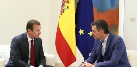 Orange obtiene la autorización del Gobierno para controlar el 100% de MasOrange