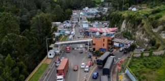 Uribe califica de ‘mentiroso’ a Petro por declaraciones sobre situación en límite con Ecuador: ‘La frontera está en poder del narcoterrorismo de FARC’ | Ecuador | Noticias