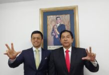 Lucio Gutiérrez anuncia a Alejandro Guevara como precandidato a la Alcaldía de Quito por Sociedad Patriótica | Política | Noticias