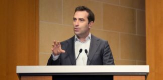 Cuerpo advierte del riesgo para el turismo de la escasez de combustible para los aviones | Economía