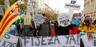 Bruselas amenaza con llevar a España a los tribunales si no corrige el abuso de la temporalidad en el sector público | Economía
