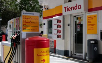 Subir tipos con el petróleo en guerra: ¿curar la fiebre o matar al enfermo? | Opinión
