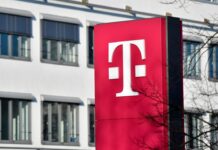 Deutsche Telekom estudia una megafusión con T-Mobile para crear la mayor operadora del mundo | Economía