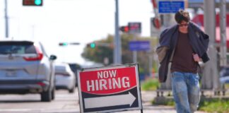 Estados Unidos suma inesperadamente 178.000 puestos de trabajo en marzo | Economía