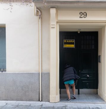 Más de la mitad de los caseros en España tienen dos o más viviendas en alquiler | Vivienda | Economía