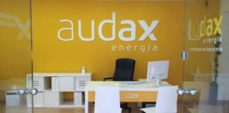 Audax sella una alianza con MasOrange y entra en el negocio de telecomunicaciones | Empresas