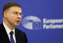 Bruselas responde a los gobiernos que piden gravar los beneficios extraordinarios de las energéticas: “Nada lo impide” | Economía