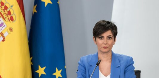 El Gobierno aprueba el nuevo plan estatal que blinda las viviendas protegidas | Vivienda | Economía