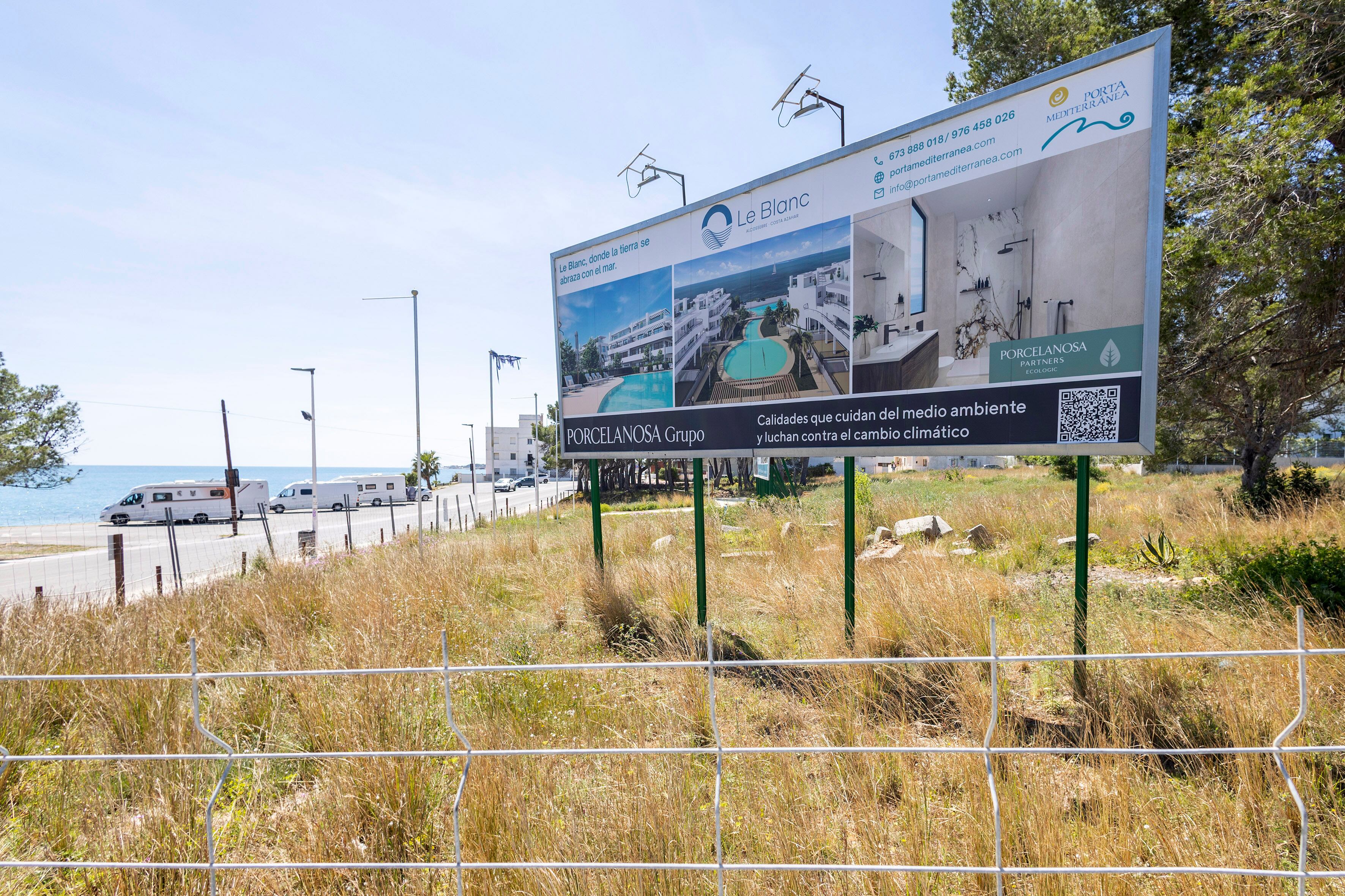 Una de las promociones de viviendas sin terminar en Alcocéber (Castellón). 