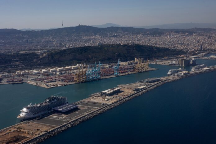 1780216221_681_La-paradoja-de-los-cruceros-otro-verano-de-record-en.jpg