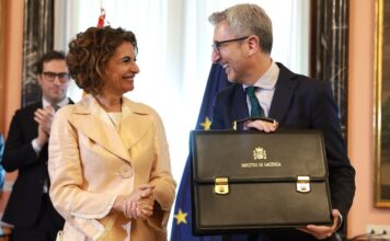 Bruselas cierra el expediente que tenía abierto contra España desde 2015 por la morosidad pública | Economía