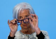 Lagarde aguanta el tipo | Economía