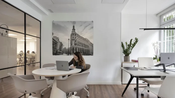 COMM-Media-Group-oficina-madrid-3.webp.webp