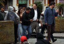 Concejales de Cuenca toman postura tras la sentencia que suspende los derechos políticos de alcalde Cristian Zamora | Ecuador |