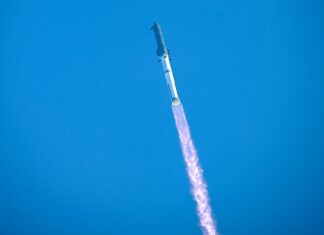 Elon Musk lleva a Wall Street al espacio: SpaceX, las claves de la empresa que intenta colonizar Marte con la mayor salida a Bolsa de la historia | Negocios