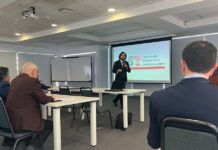 Cost Ecuador presenta informe sobre transparencia en infraestrutura en diez proyectos de contratación pública | Política | Noticias