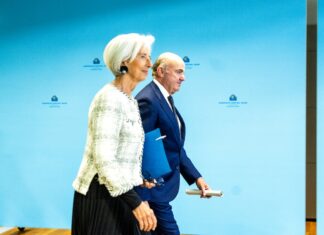 Las claves: los halcones y las palomas monetarios debaten sobre lo breve y lo duradero | Opinión