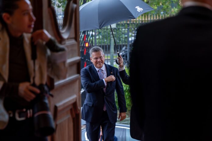 La-UE-se-da-mas-tiempo-para-completar-el-acuerdo.jpg