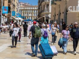 Diez ciudades españolas concentran el 38% de todos los alojamientos para turistas