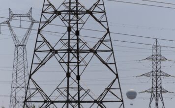 La rebaja del IVA y otros impuestos a la luz y el gas decaen este lunes por la moderación de los precios