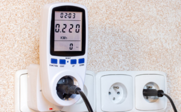 Las claves: la tarifa regulada de la electricidad ofrece nuevas señales de su atractivo