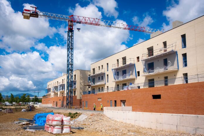 Las-entidades-sociales-ya-gestionan-la-mayoria-de-vivienda-publica.jpg